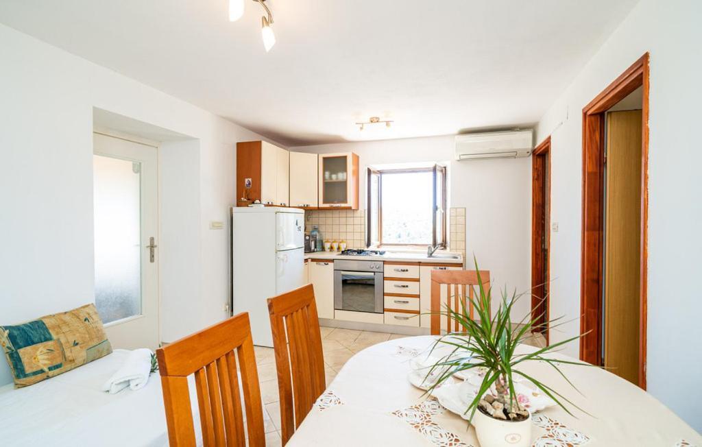 Apartment Harmony - With Free Parking Доли Экстерьер фото
