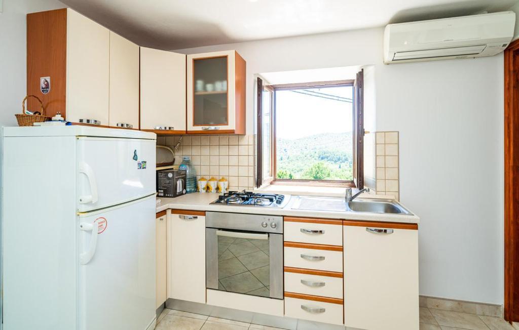 Apartment Harmony - With Free Parking Доли Экстерьер фото